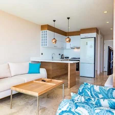 Azure Dream Villa *